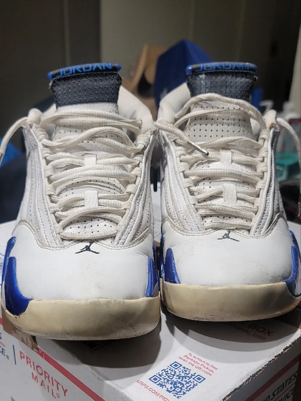 Jordan Men's White and Blue Retro Sneakers